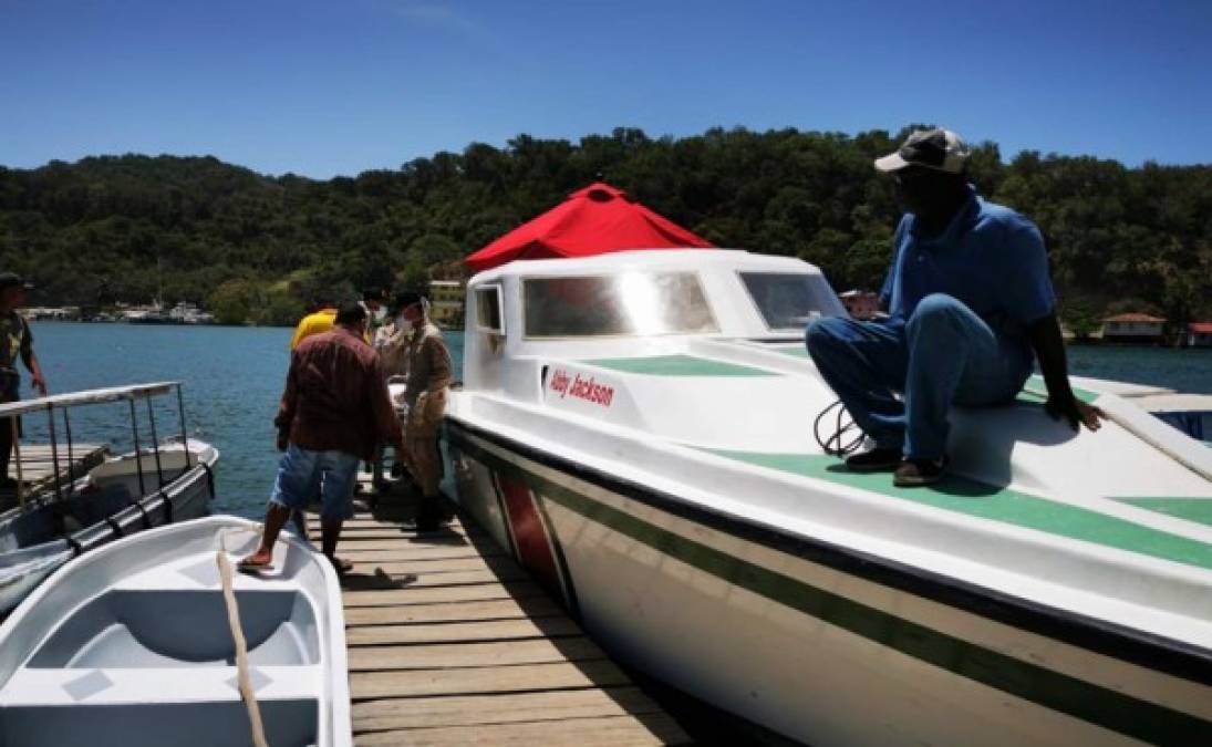 Los heridos son Carlos Alexis Moya, Victor Sandals, José Roberto Zelaya Toscano y José Zelaya. Ellos fueron llevados en un bote con nombre Abby Jackson hasta Roatán.