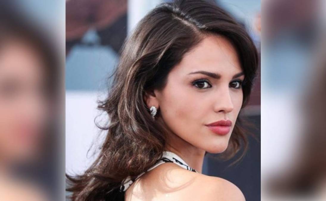 Eiza González ha estado en el ojo del huracán después de ser captada con una mujer en una 'comprometedora' situación.