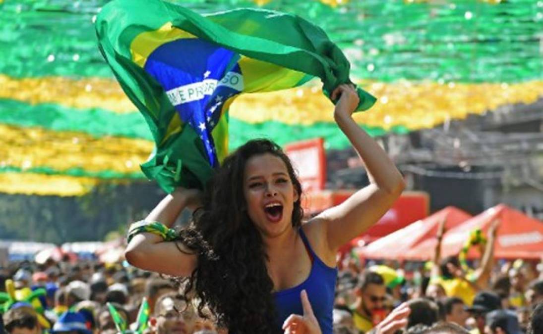 Las brasileñas se robaron el show en las chicas del día de Mundial. Foto EFE