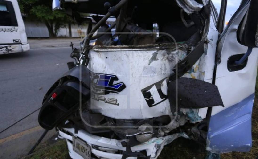 En el asalto, que terminó en accidentel vial, también resultaron heridas dos personas más.