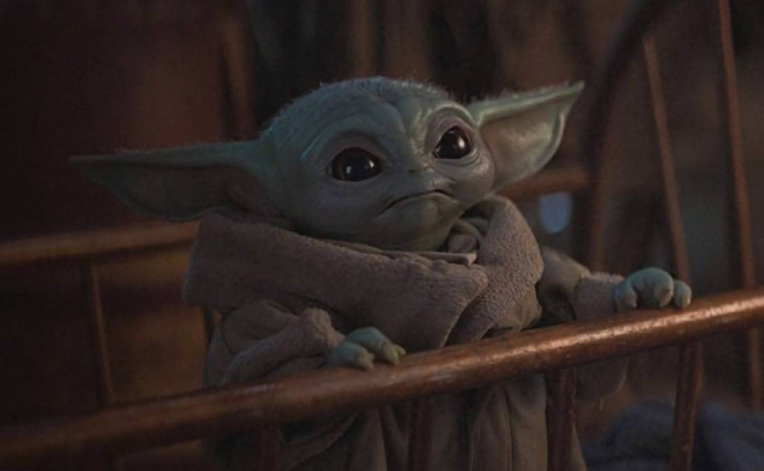 No cabe duda, el mundo entero se ha enamorado de Baby Yoda. Puede que sean los ojos saltones melancólicos y oscuros. El hecho es que el personaje es protagonista de cientos de memes en las redes sociales.