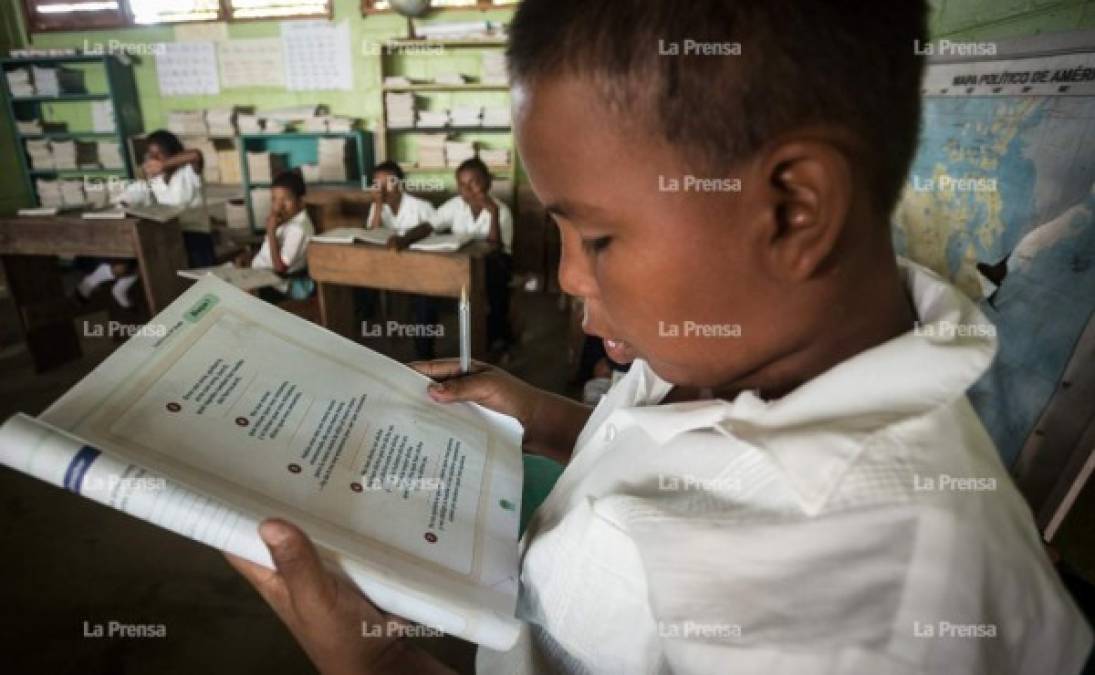 Para el 2015, se implementó el programa de Educación Intercultural Bilingüe en todos los centros educativos y generó mejoras en el rendimiento académico de sus estudiantes.