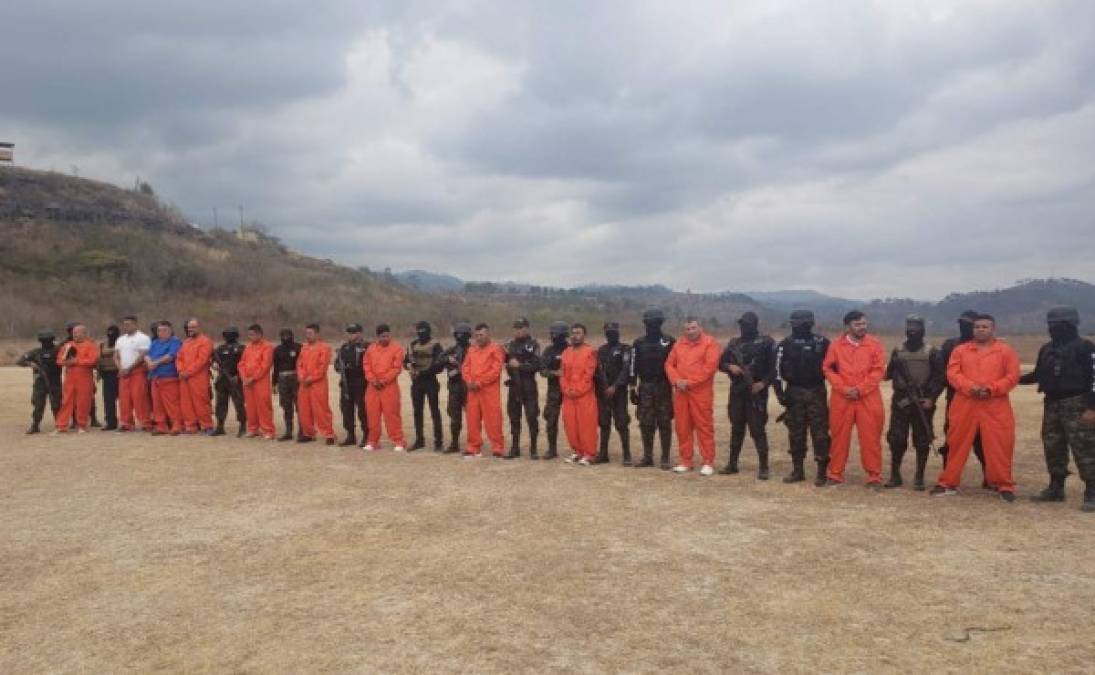 Los privados de libertad tendrán que adaptarse a los mecanismos de control del establecimiento penitenciario. Al menos 3,000 internos permanecen en las cárceles de máxima seguridad El Pozo y La Tolva.