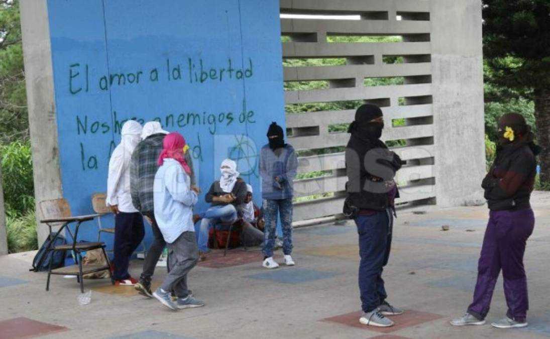 Exigen un 50% de rebaja al pasaje para estudiantes, mujeres embarazadas, personas de la tercera edad y personas discapacitadas.