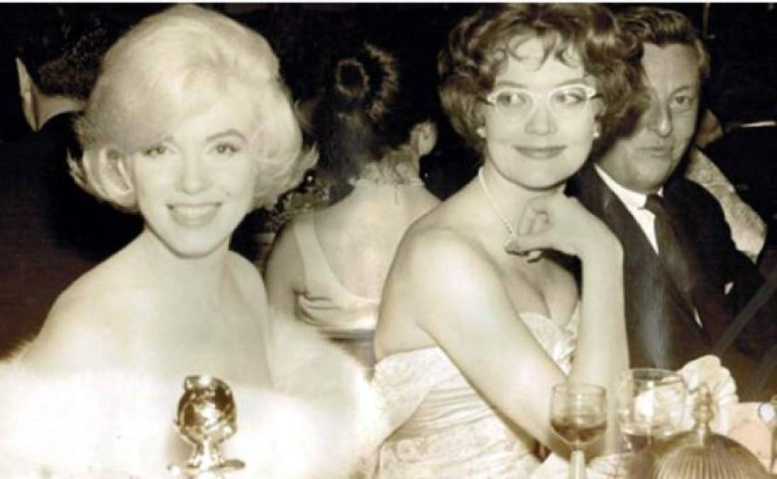 Se cumplen 53 años de la muerte de Marilyn Monroe. En 1952 Marilyn ganó el Globo de Oro como 'Personalidad joven más taquillera'. Esta foto estuvo 'perdida' durante 62 años.