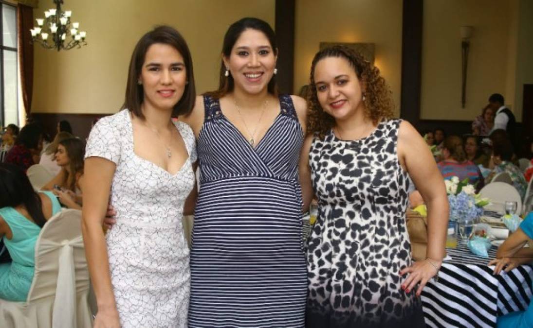 Ana Ruiz, Ana López y Katherine Ruiz.