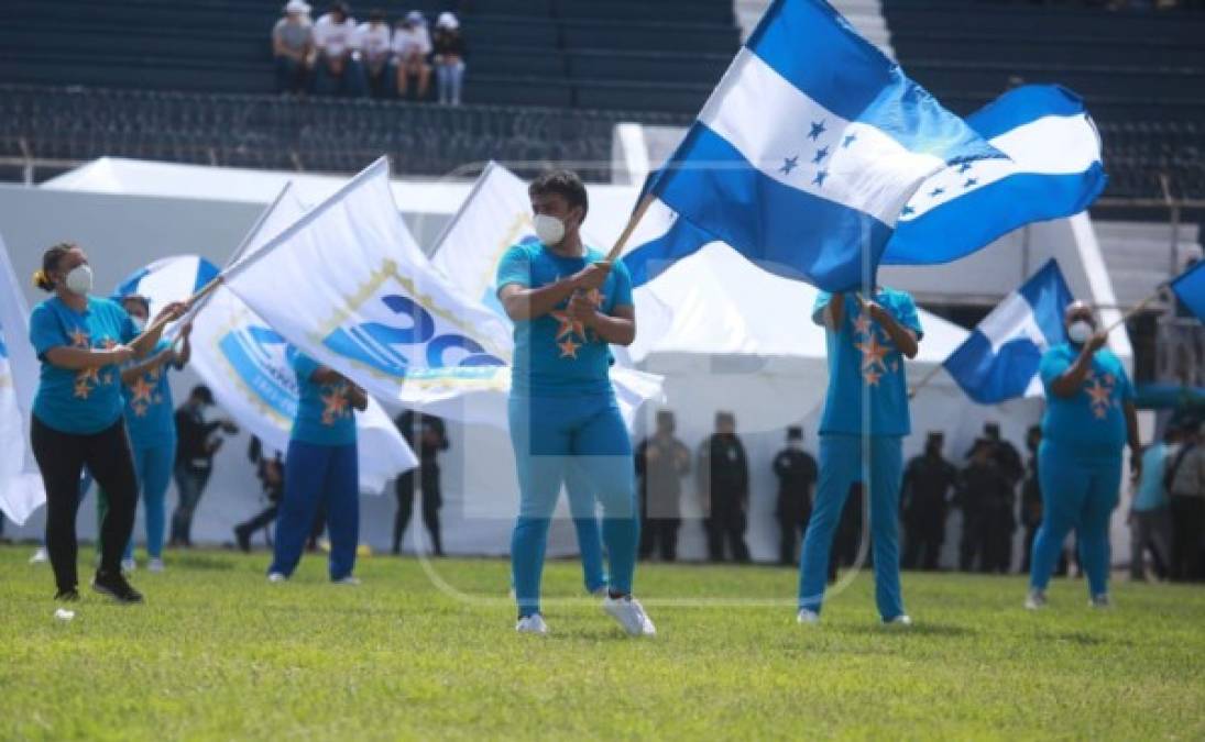 La Bandera Nacional fue una de las protagonistas en las festividades patrias.