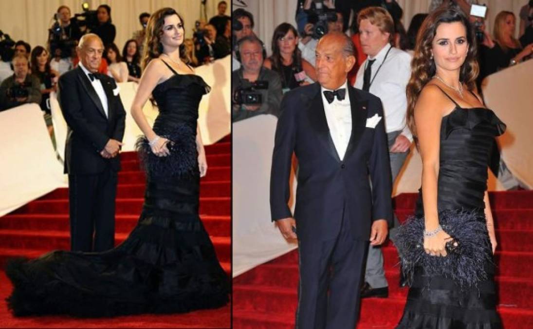 Penélope Cruz y Oscar de la Renta en la Gala del The Metropolitan Museum of Art's Costume Institute en 2011