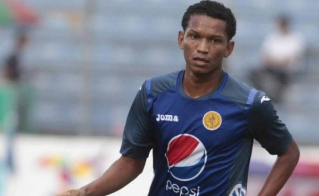 Júnior Padilla, ex jugador del Motagua, entrena con el Olancho FC de la Liga de Ascenso. Podría firmar en las próximas horas.