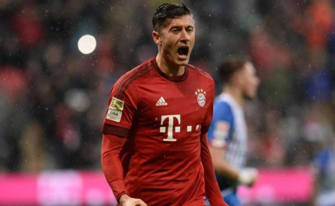 El polaco Robert Lewandowski, del Bayern Múnich, tiene 19 goles en la misma cantidad de partidos y suma 38 puntos.