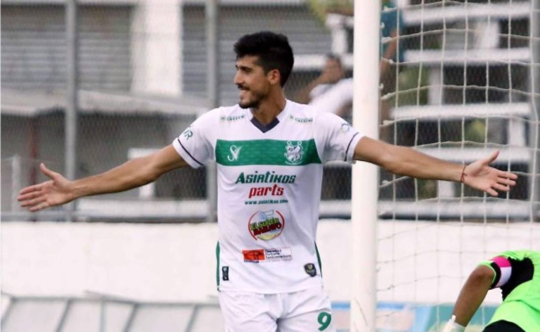 El Platense está cerca de asegurar el contrato del delantero argentino Bruno Volpe, quien lllegó a prueba al club escualo. “Queda arreglar unos detalles, pero todo está muy avanzado”, afirmó el jugador.