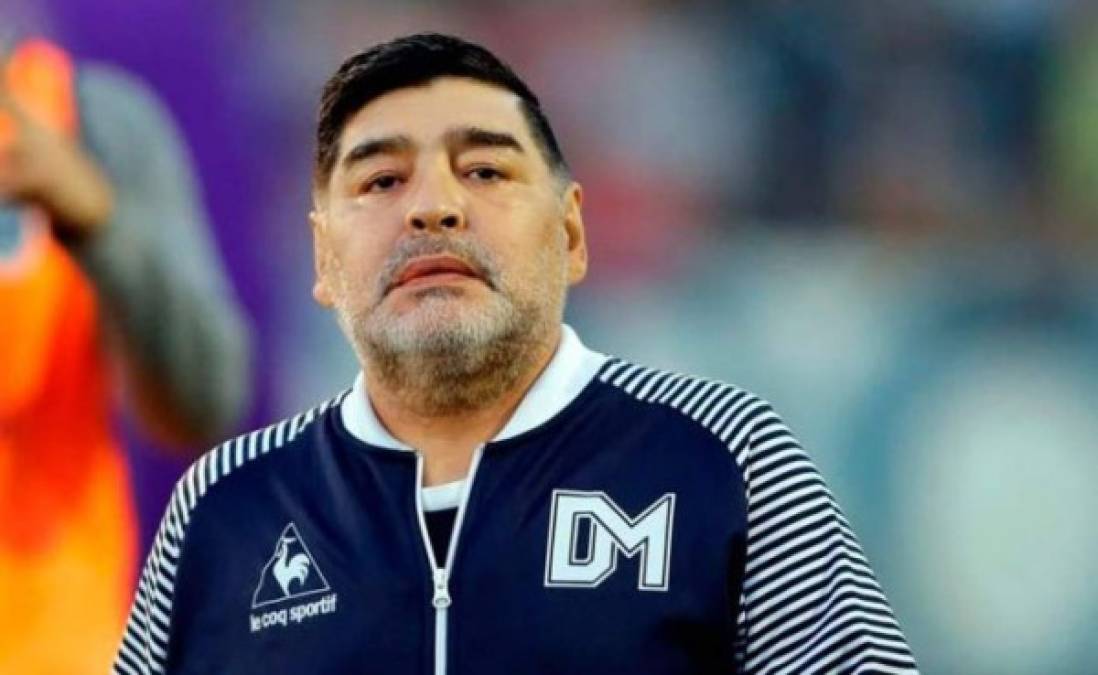 Maradona nunca estuvo exento de polémicas, y mantuvo rivalidades con distintas personalidades del mundo del deporte, que, sin embargo, le dedicaron mensajes tras su muerte.