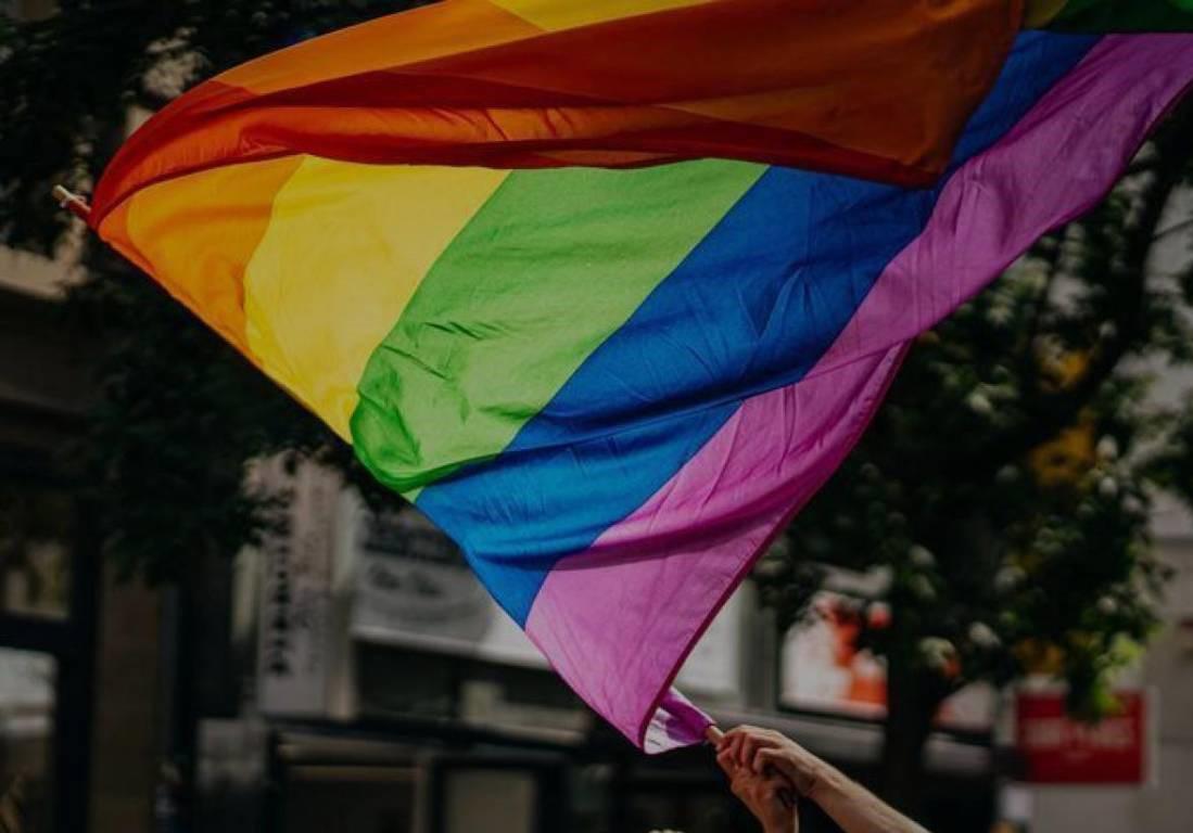 País le declara la “guerra” a la comunidad LGTBI y censura el término “homosexualidad”