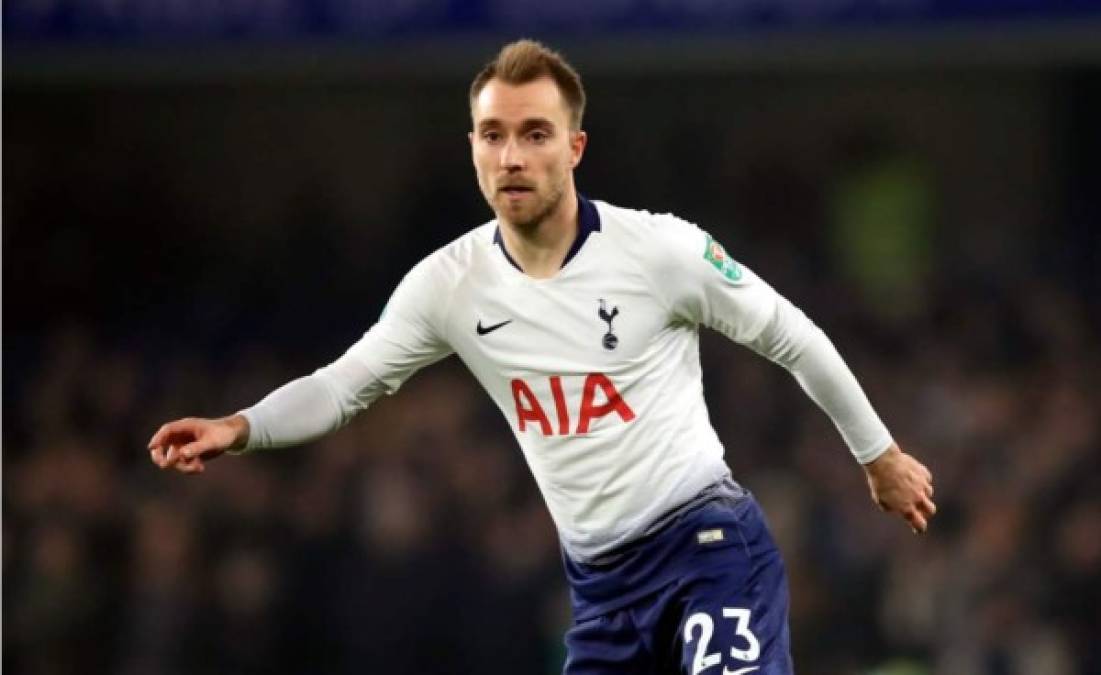 El otro acompañante de Kanté y Pogba en el centro del campo sería el danés Christian Eriksen del Tottenham. El jugador tiene un valor de 85 millones de euros.