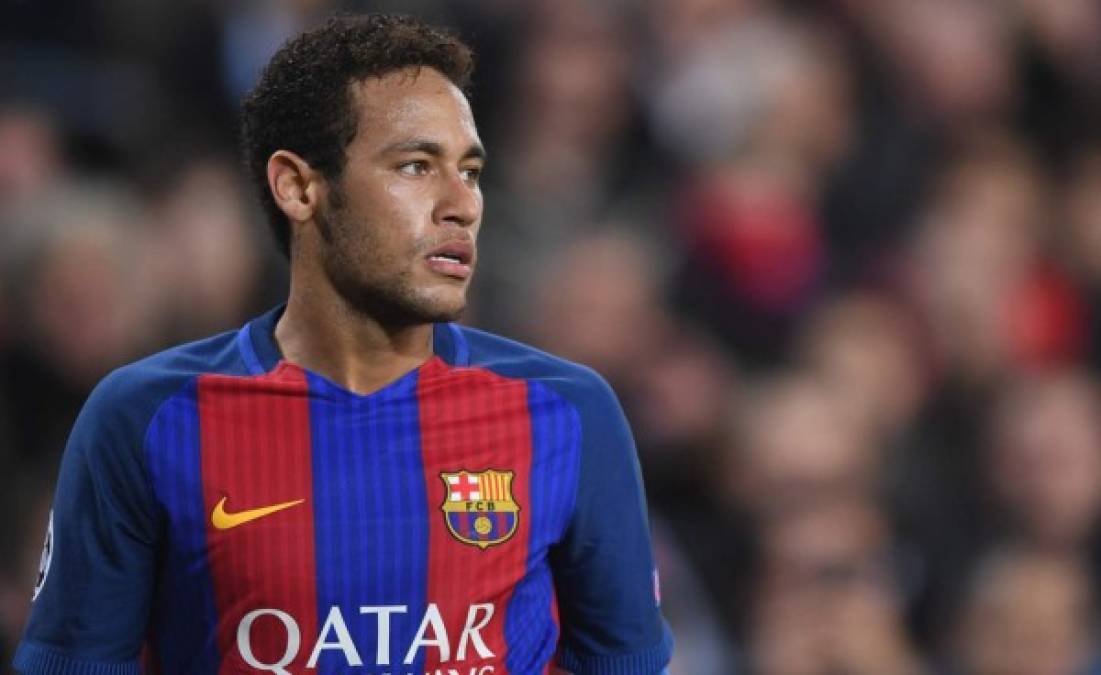El Manchester City y el Manchester United apuntan otra vez a Neymar. Según el 'Sunday Express', los dos clubes están dispuestos a ofrecer hasta 100 millones de libras (unos 116 millones de euros) por el crack del FC Barcelona.