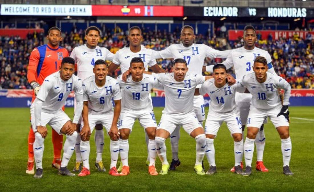 El primer 11 titular de Fabián Coito con la Selección de Honduras: Luis 'Buba' López, Brayan Beckeles, Henry Figueroa, Maynor Figueroa, Emilio Izaguirre, Bryan Acosta, Alex López, Luis Garrido, Michaell Chirinos, Alberth Elis y Antony Lozano.