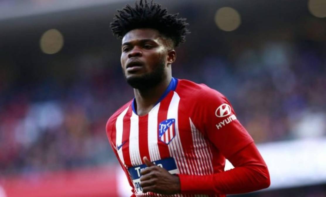 El centrocampista del Atlético de Madrid, Thomas Partey, podría abandonar la disciplina rojiblanca este verano, según publica el portal Passioneinter.com. El agente del ghanés aseguró que 'el Inter es un club importante, pero todavía no he hablado con nadie. La cláusula de 50 millones de euros para un jugador como él lo convierte en un perfil barato', aseguró José Jiménez Pozanco.