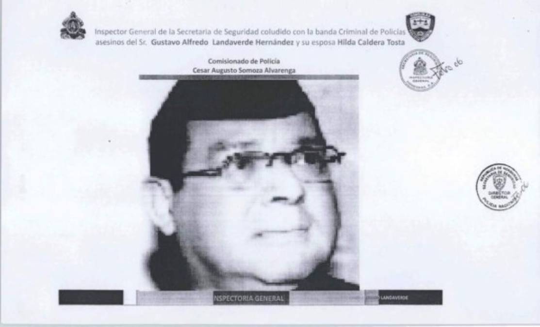 Ficha del comisionado de Policía César Augusto Somoza Alvarenga, señalado en el caso de la muerte de Alfredo Landaverde, según publicación de The New York Times atribuida a un informe de la Inspectoría General de la Policía de Honduras.