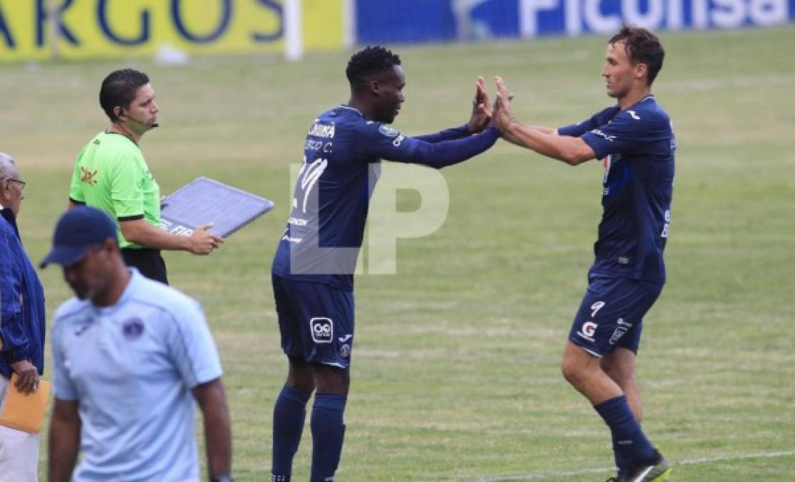 Román Rubilio Castillo hizo su debut con el Motagua y entró en el segundo tiempo por el argentino Gonzalo Klusener.