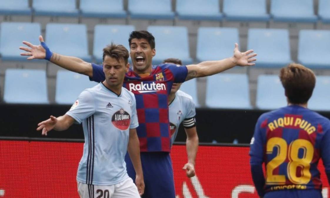 Tras el final del juego, Luis Suárez no amagó y explotó contra su propio entrenador Setién al cuestionarle el hecho de que Barcelona pierde demasiado puntos de visita: 'Para algo están los entrenadores, para analizar esa clase de situaciones. Nosotros lo damos todo y te queda la sensación de que fuera de casa estamos perdiendo muchos puntos importantes que no perdíamos otras temporadas', indicó.