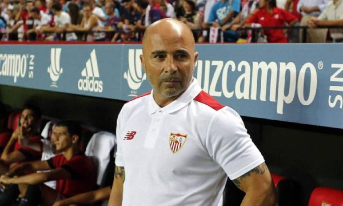 El chileno Jorge Sampaoli es el candidato número uno para ocupar el puesto de Luis Enrique en el Barcelona. El técnico del Sevilla quedó en primer lugar de una encuesta realizada por la página web de Marca.com.