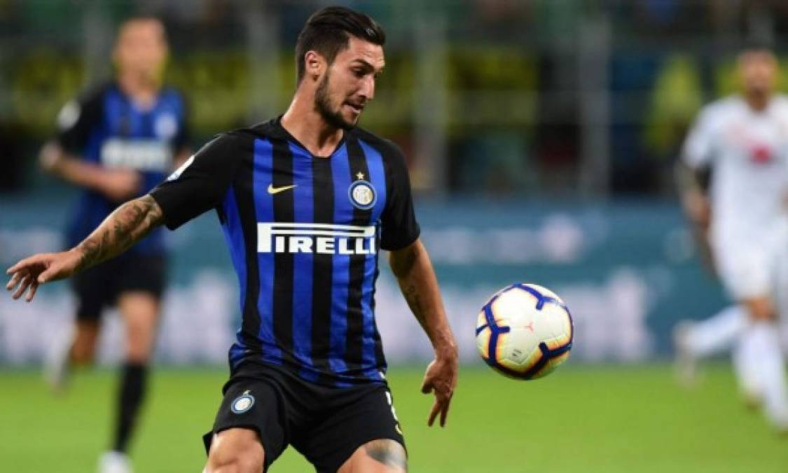 El Inter de Milán habría alcanzado ya un acuerdo con el Napoli para la cesión con obligación de compra de Matteo Politano. Los de San Paolo lo tendrán a préstamo los próximos 18 meses y tendrán que pagar después unos 20 millones de euros por él.