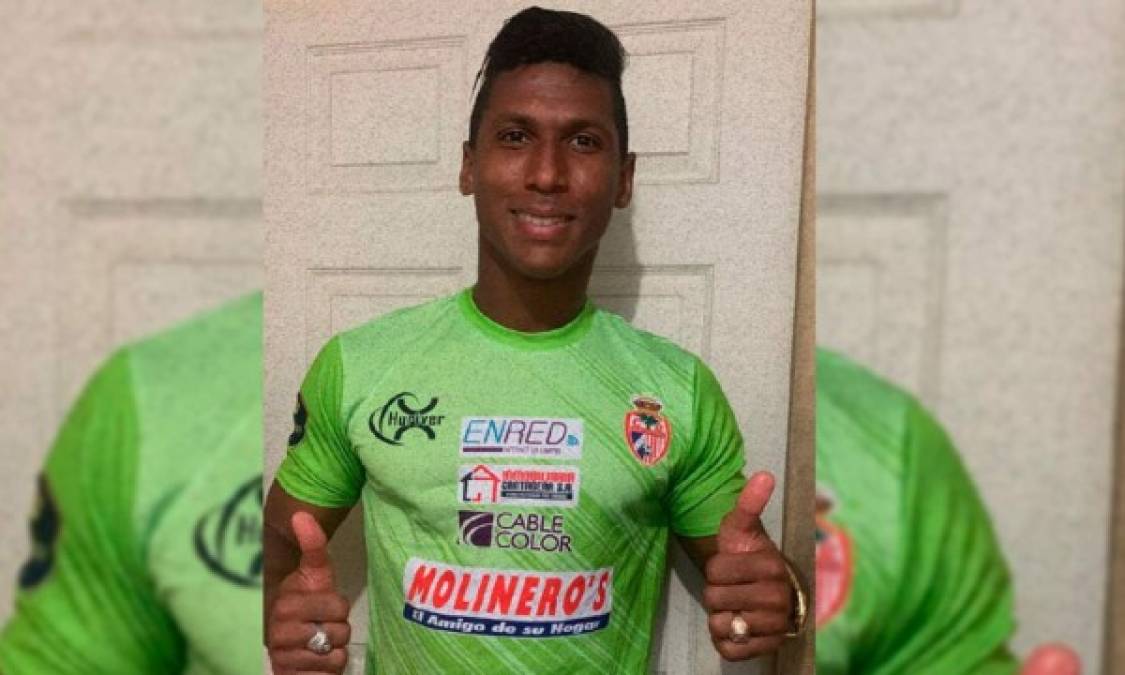 El portero cubano Nelson Johnston ha sido presentado como nuevo jugador de la Real Sociedad de Tocoa. El cancerbero cuenta con 31 años de edad.