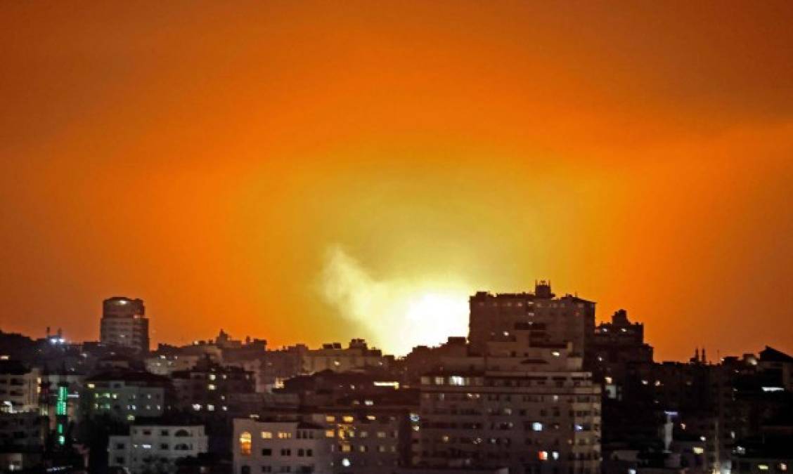 'El Ejército ha iniciado una ola de ataques contra objetivos terroristas en la Franja de Gaza', indicó un comunicado militar mientras seguían sonando las alarmas antiaéreas en territorio israelí por el disparo de proyectiles desde el enclave.