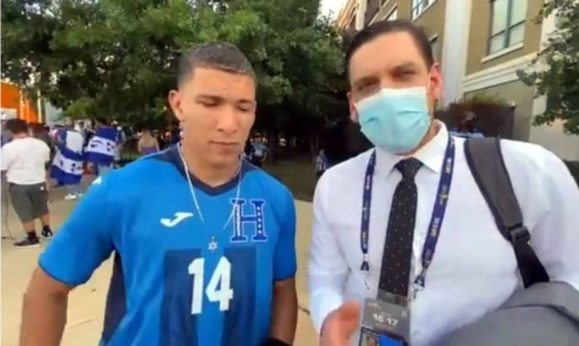 El futbolista hondureño Kevin López se encuentra en Estados Unidos y aprovechó a asistir al estadio para ver a la Selección.