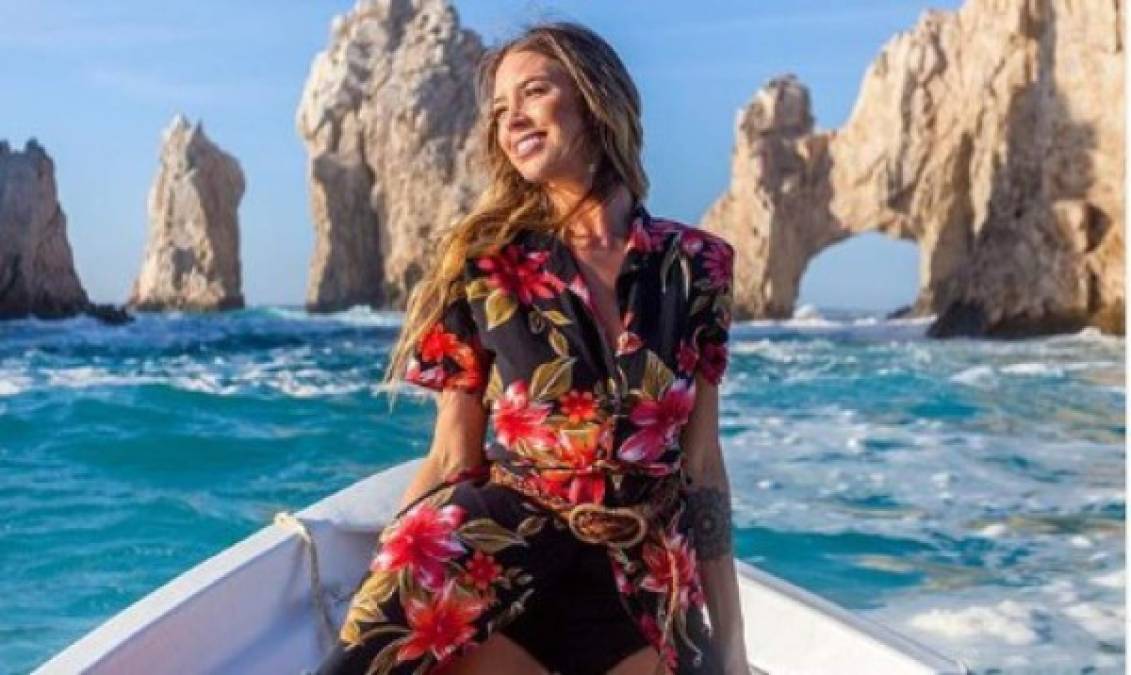 La cantante de country Kylie Rae Harris falleció en un accidente automovilístico en Nuevo México.