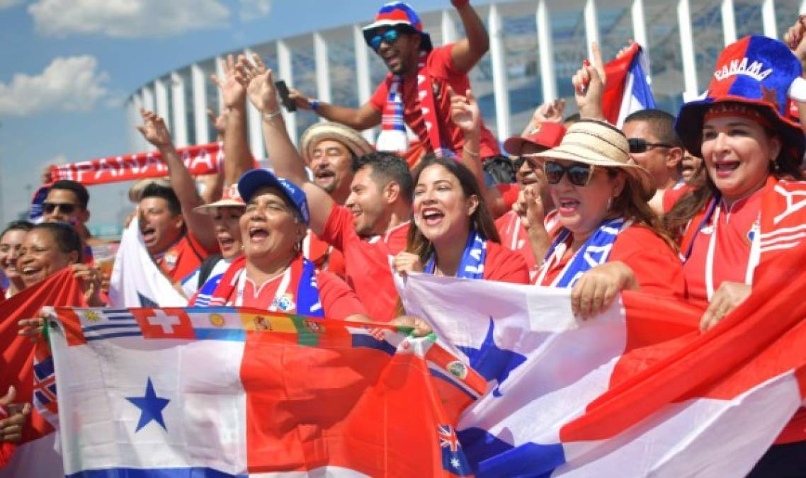Los panameños disfrutan de participar en su primera Copa del Mundo.
