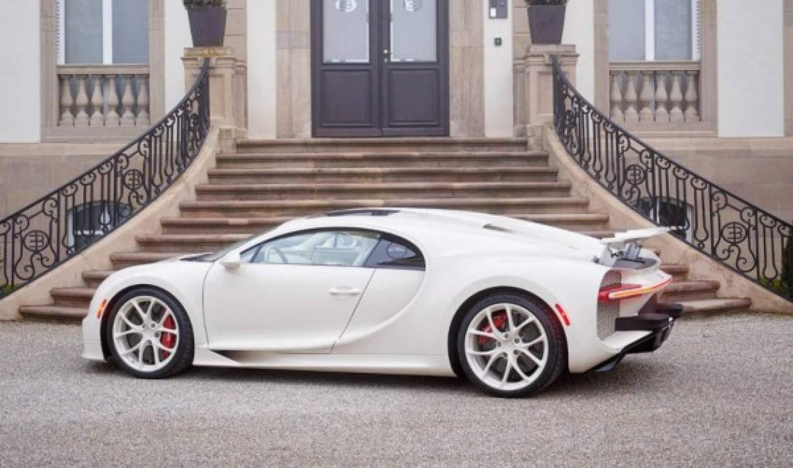 El Bugatti Centodieci fue creado para celebrar los 110 años de la fundación de la marca italiana de autos. Se diseñó sobre la base del Chiron que el astro portugués ya tiene en su garaje.