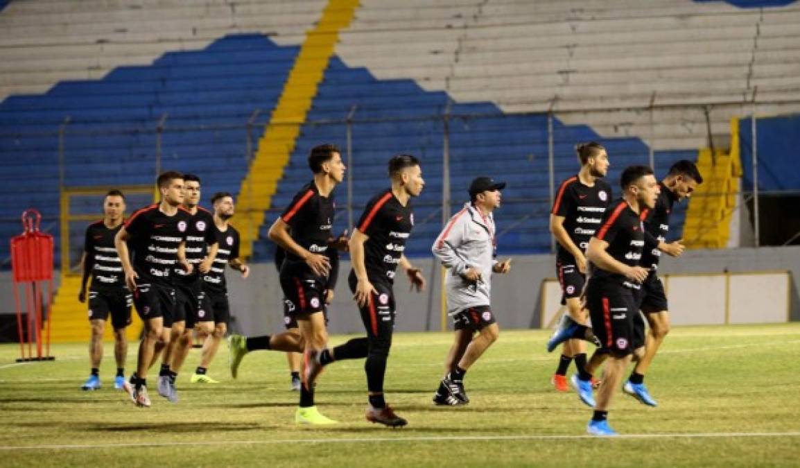 La selección de Chile llegó desde el pasado viernes a Honduras y se reporta lista para enfrentar a la Bicolor.