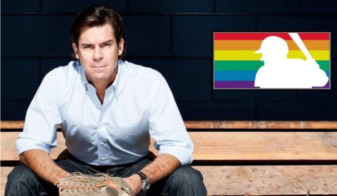 Billy Bean, ex jugador de la MLB, admitió ser gay en un artículo en 1999 del New York Times.