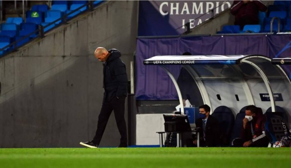 El drama que vivió Zinedine Zidane a pie de campo del área técnica del Real Madrid.