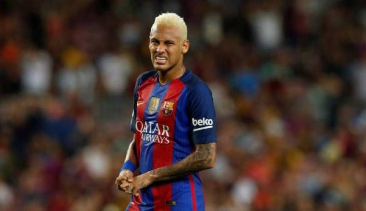 3- El delantero Neymar del Barcelona con calificación de 92.