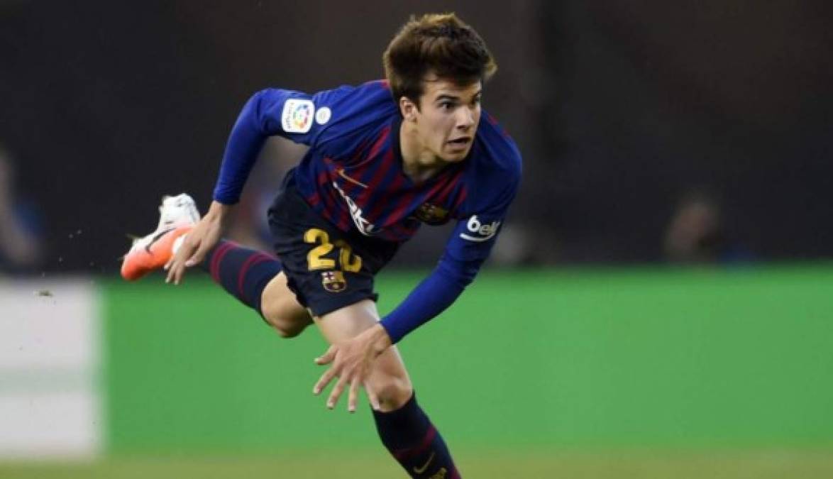 Riqui Puig: Sorpresa. El joven mediocampista dejó entrever que medita salir del FC Barcelona ya que ha sido relegado al equipo B por lo que no es tomado en cuenta por Ernesto Valverde. 'Me gustaría tener más minutos arriba y si veo que nos lo tengo tendré que tomar una decisión', aseguró el volante ofensivo.