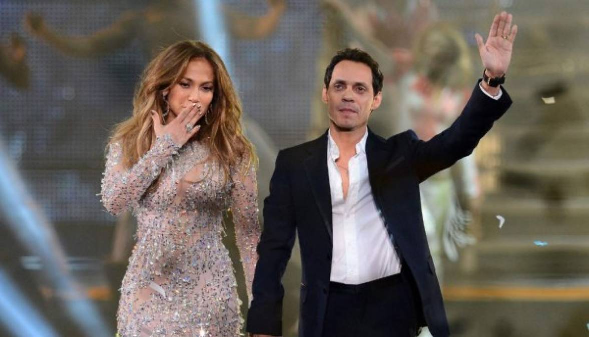 Apenas unos meses después de romper su compromiso con Ben Affleck, JLo se casó por tercera vez con el cantante Marc Anthony, con quien comparte sus gemelos Max y Emme.