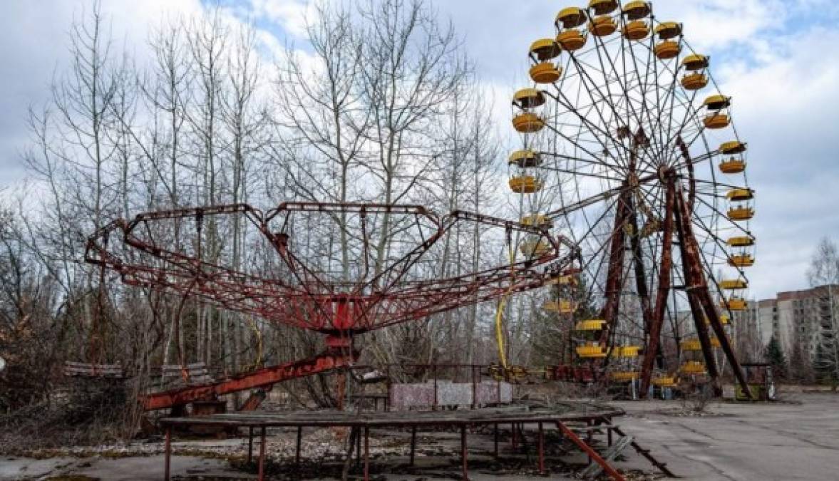 Los expertos del gobierno de los Países Bajos comenzaron a especular que la nube procedía de Chernobyl.