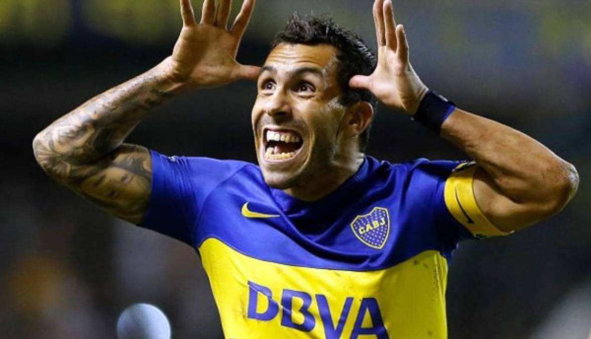 Carlos Tevez, que este domingo juega con Boca Juniors la final de la Copa Libertadores ante River Plate, ha hablado sobre su futuro en el equipo 'xeneize' y ha señalado que “no estoy pensando en eso. Me comprometí con el club a estar dos años aquí y creo que el primer objetivo está ahí, en cumplirlo. Ni ganando ni perdiendo hoy pienso en irme de Boca”.