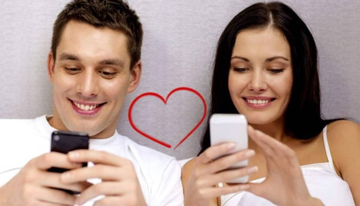 Si en este momento no tienes pareja es posible que “El día del amor” no signifique mucho para ti, pero aunque no tengas que comprar flores o llevar a alguien a una cena romántica, puedes usar tu tiempo para encontrar pareja y la tecnología puede ayudarte a hacerlo.<br/>Para buscar al amor de tu vida y vivir un romance del siglo XXI, te dejamos con las que se consideran las mejores aplicaciones para encontrar a ese alguien especial.<br/>