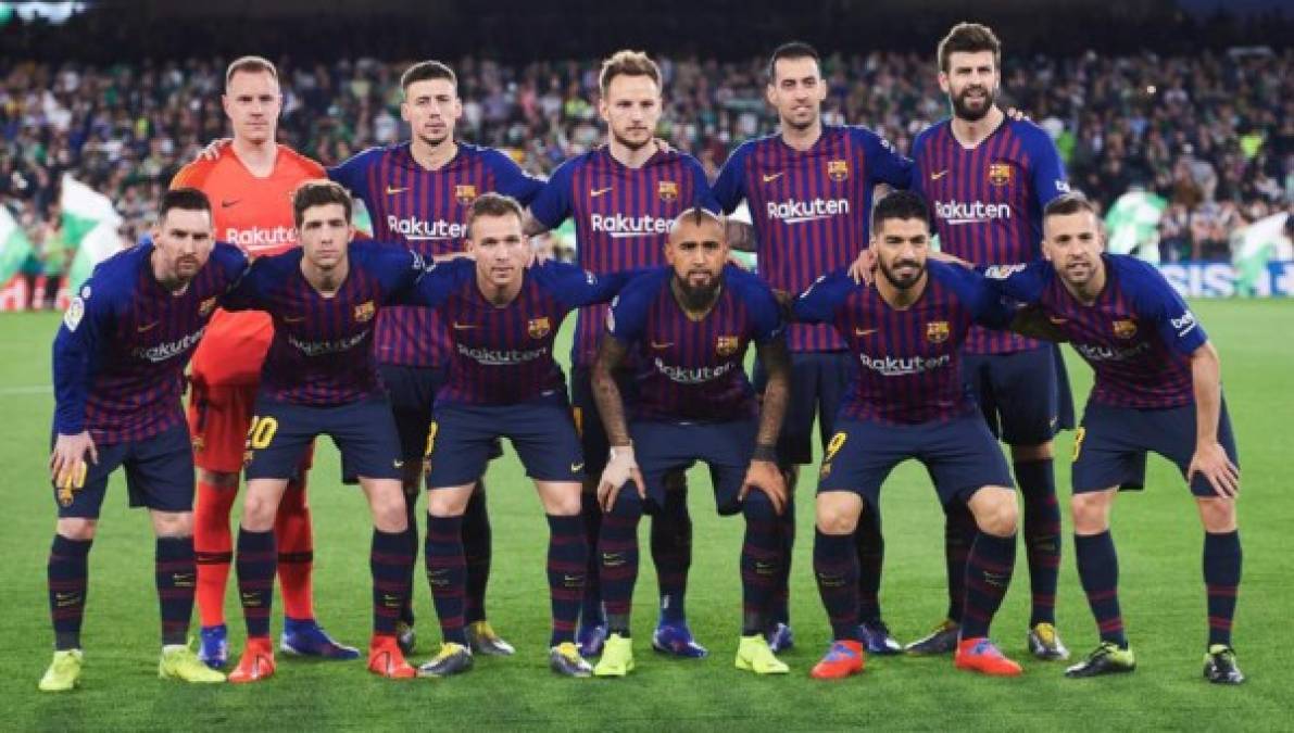 Este fue el 11 inicial del Barcelona ante Betis. Valverde apostó solo por Messi y Suárez como dupla ofensiva, en el centro del campo colocó a Arthur con Vidal, Busquets y Rakitic.