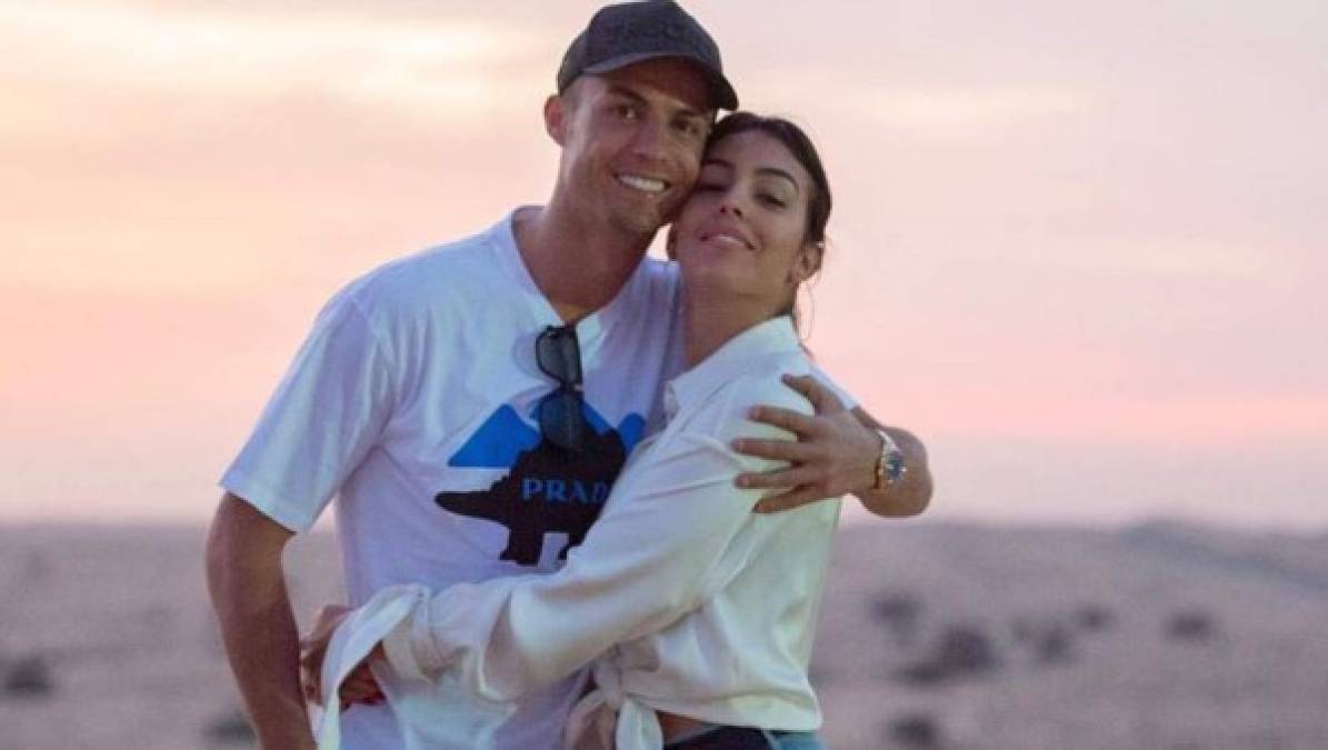 Cristiano Ronaldo hoy cuenta con el apoyo de Georgina ya que atraviesa un duro momento luego de que dio positivo por coronavirus.