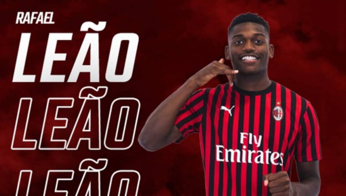 El AC Milan ha fichado al delantero portugués Rafael Leão por 30.000.000 €. Firma hasta junio de 2024, llega procedente del Lille de Francia.