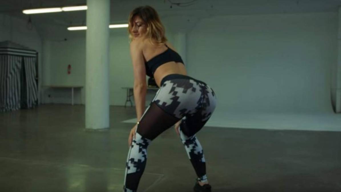 El último vídeo de Lexy Panterra se ha hecho viral y ya cuenta con más de 2 millones de visualizaciones. La instructora de fitness californiana mueve el trasero al ritmo de su canción ‘Used to Know’ de una forma tan espectacular, que deja boquiabierto a más de uno.