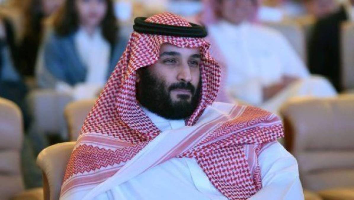 El príncipe de Arabia Saudita quiere comprar a los 'Diablos Rojos' por una cifra cercana a los 4.500 millones de euros, dinero que serviría para que el conjunto ingles vuelve a tener protagonismo.