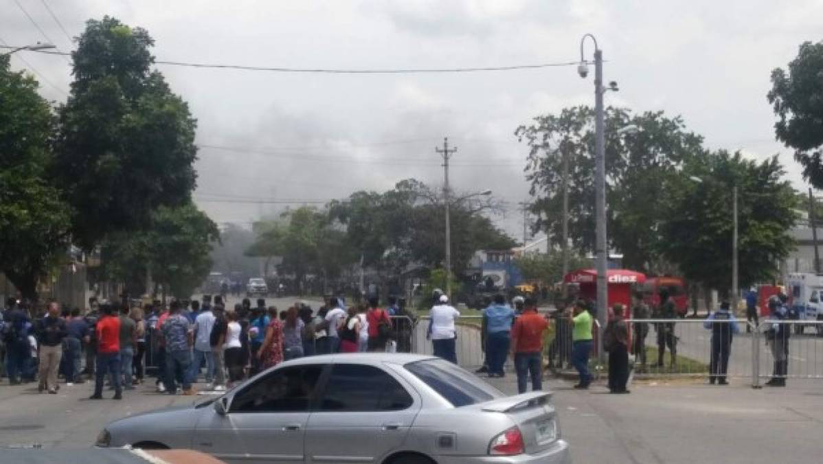 Honduras cuenta con antecedentes lamentables por incendios en cárceles, hechos ocurridos en San Pedro Sula, La Ceiba y Comayagua que dejaron decenas de cientos de muertos.<br/>