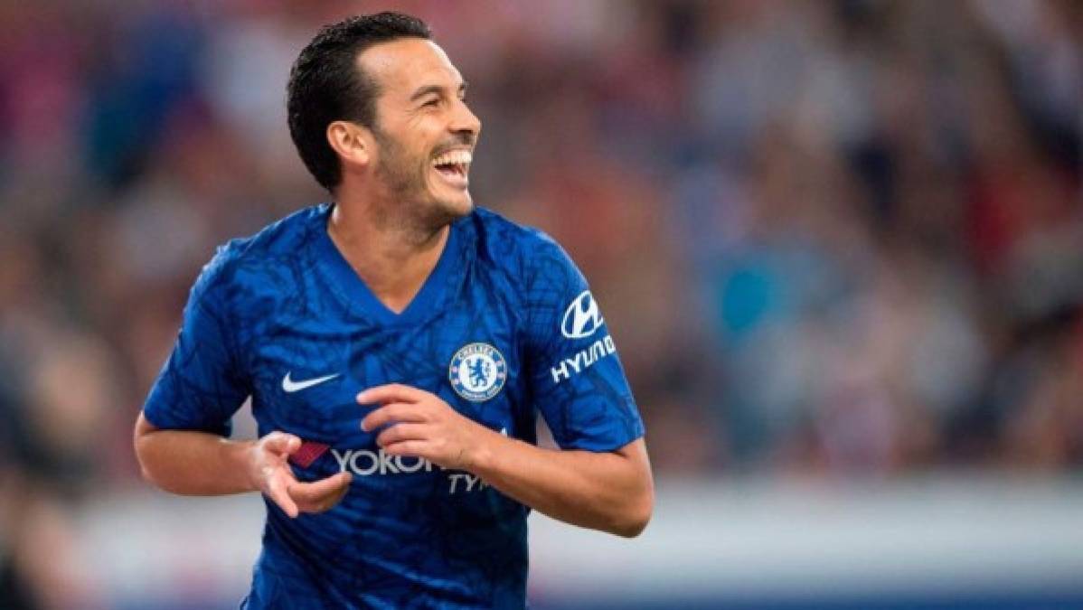 Pedro Rodríguez: El delantero de 32 años de edad finaliza su contrato con Chelsea y en Barcelona aparece como opción para llegar al club.