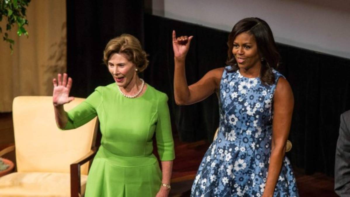 Michelle Obama también tiene una buena amistad con la exprimera dama, Laura Bush.