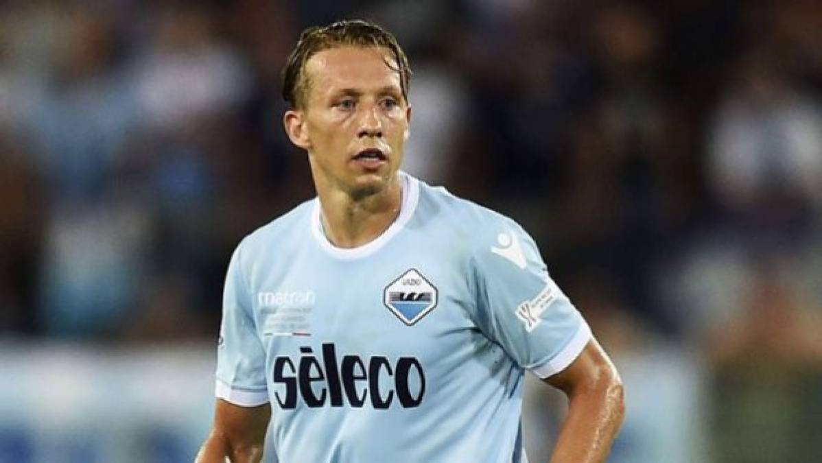 Lucas Leiva: Pese a que su contrato expira en 2020 con el Lazio, el club piensa en ofrecerle una extensión hasta que el jugador decida retirarse.